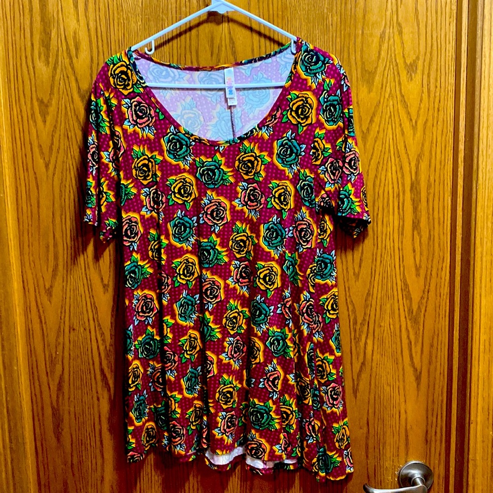 2 / $10 with combined shipping LuLaRoe Perfect T size Med. EUC